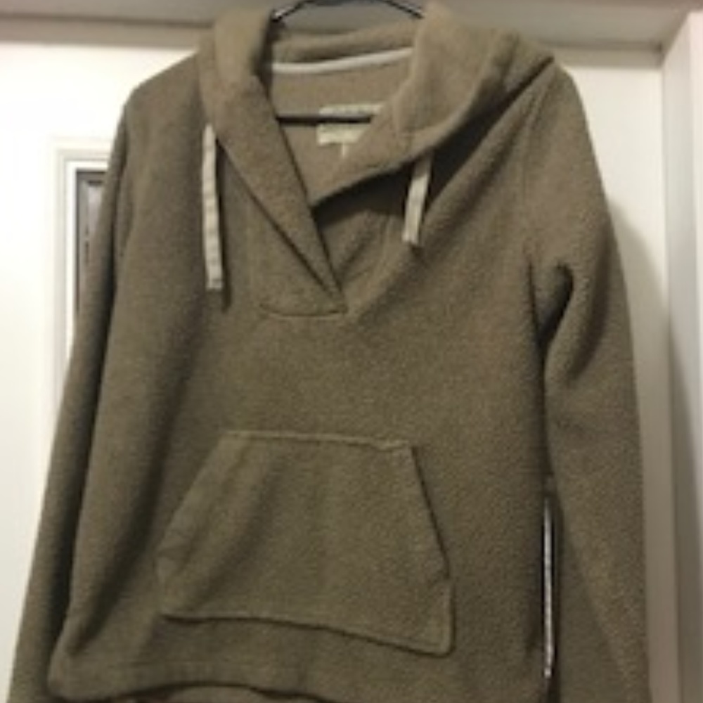 Cabelas Hoodie